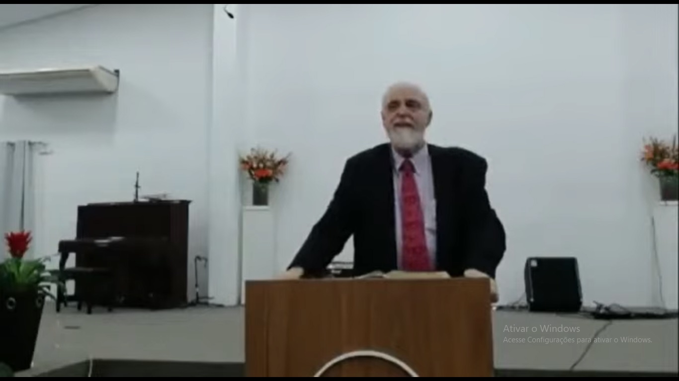 Pastor diz que falta “influência masculina” nas escolas das igrejas evangélicas